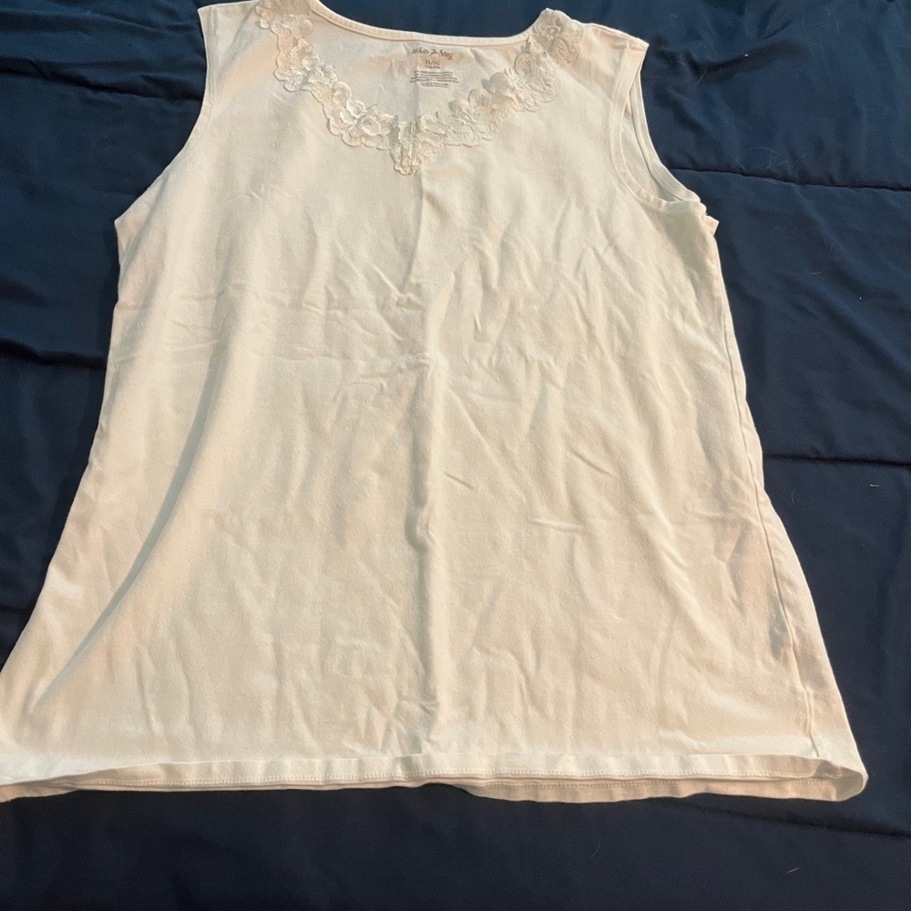 ladies sleeveless white top with lace trim
